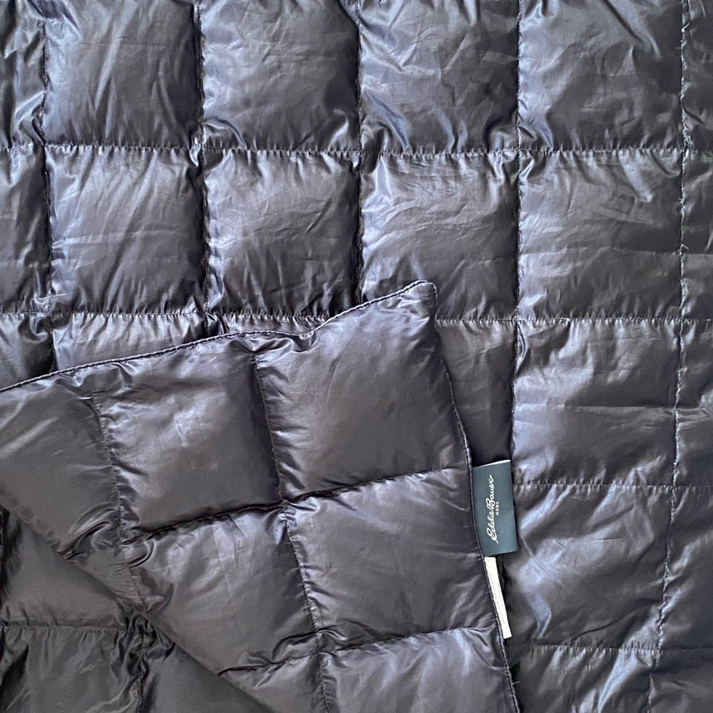 Eddie Bauer DOWN Packable Lightweight Warm Throw Blanket 7oz Fill Camping Travel